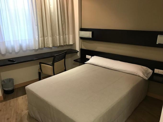 Blu Hotel Pamplona Imárcoain Екстериор снимка